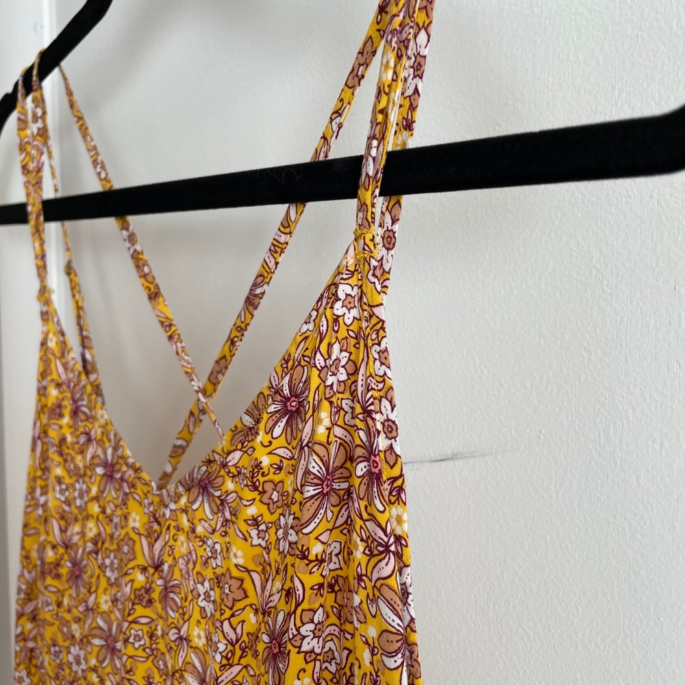 Summer starts with spaghetti straps!